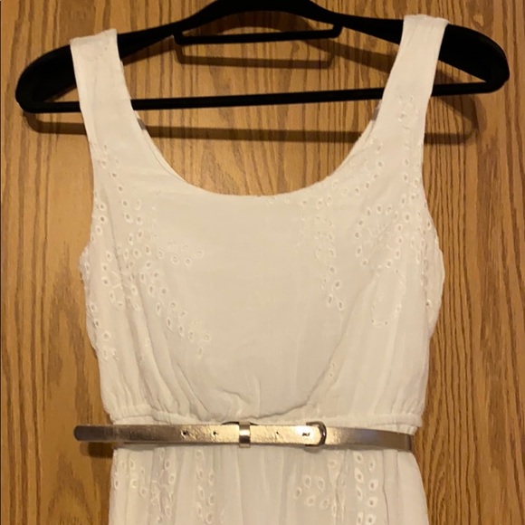 Dress - Picture 2 of 4